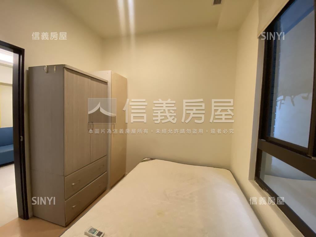 敦悅邊間３房車位房屋室內格局與周邊環境