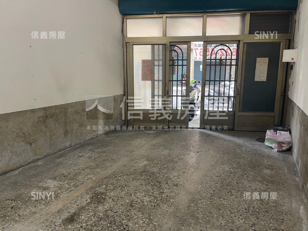 小港松興山田小吃街金店面房屋室內格局與周邊環境