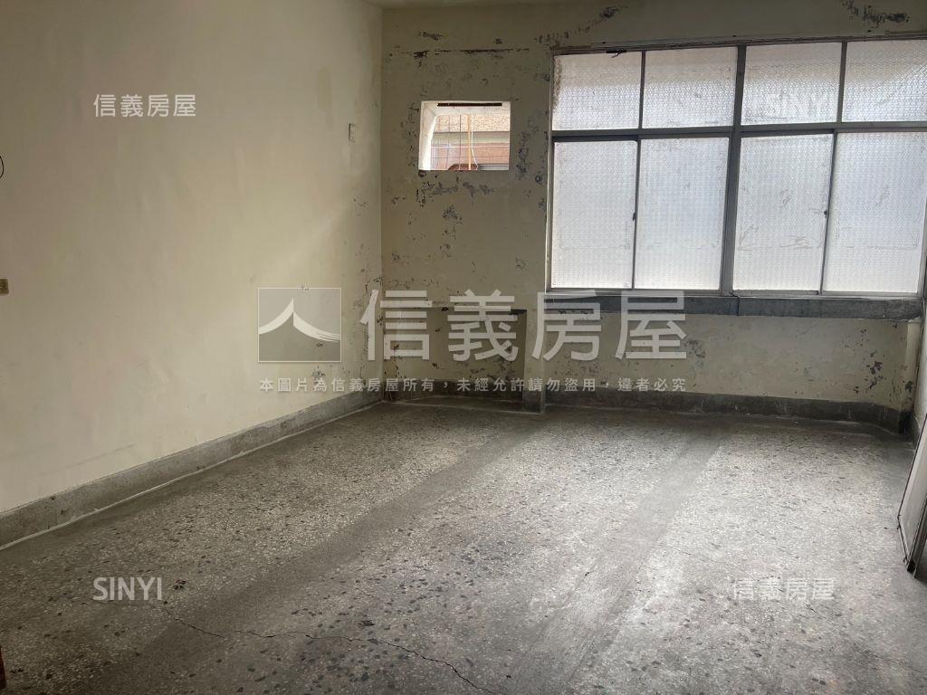 小港松興山田小吃街金店面房屋室內格局與周邊環境