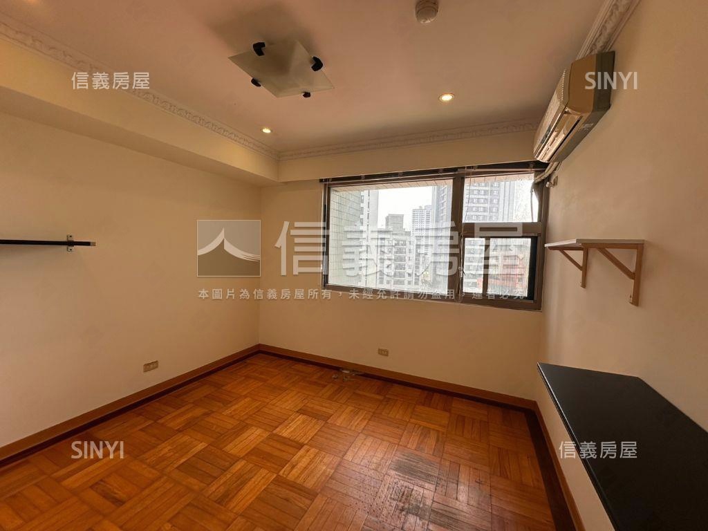 府中捷運河畔景觀大戶房屋室內格局與周邊環境