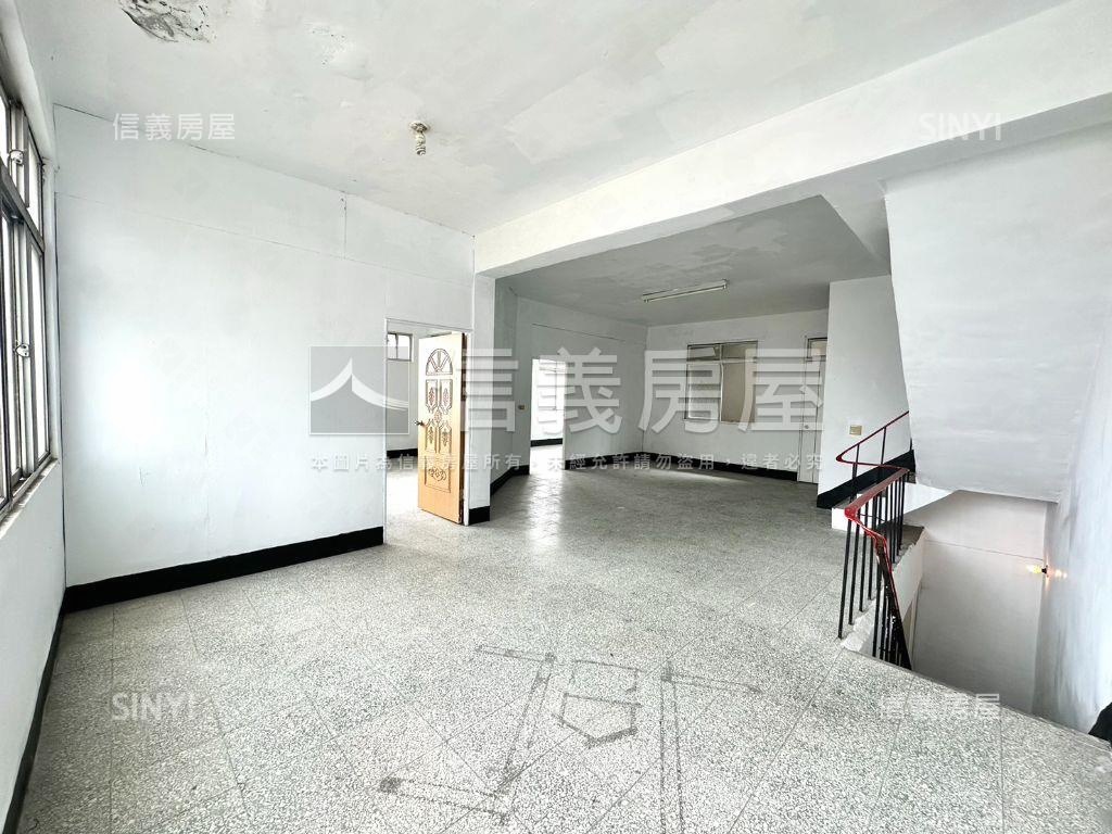 大溪邊間大地坪稀有透店！房屋室內格局與周邊環境