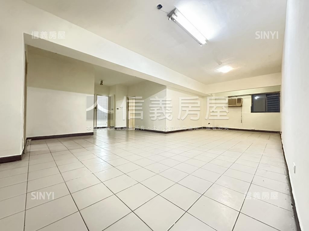 頂溪中正路大空間電梯四房房屋室內格局與周邊環境