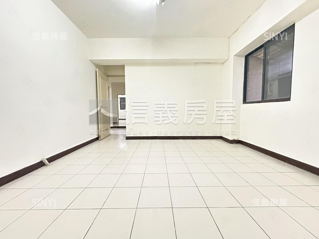 頂溪中正路大空間電梯四房房屋室內格局與周邊環境