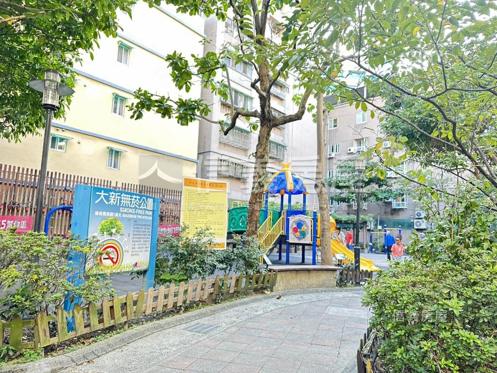 頂溪中正路大空間電梯四房房屋室內格局與周邊環境