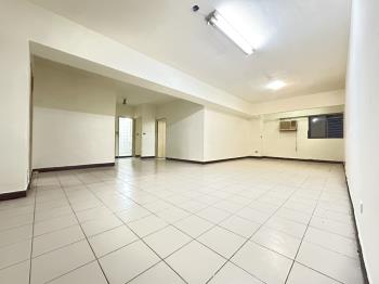 頂溪中正路大空間電梯四房