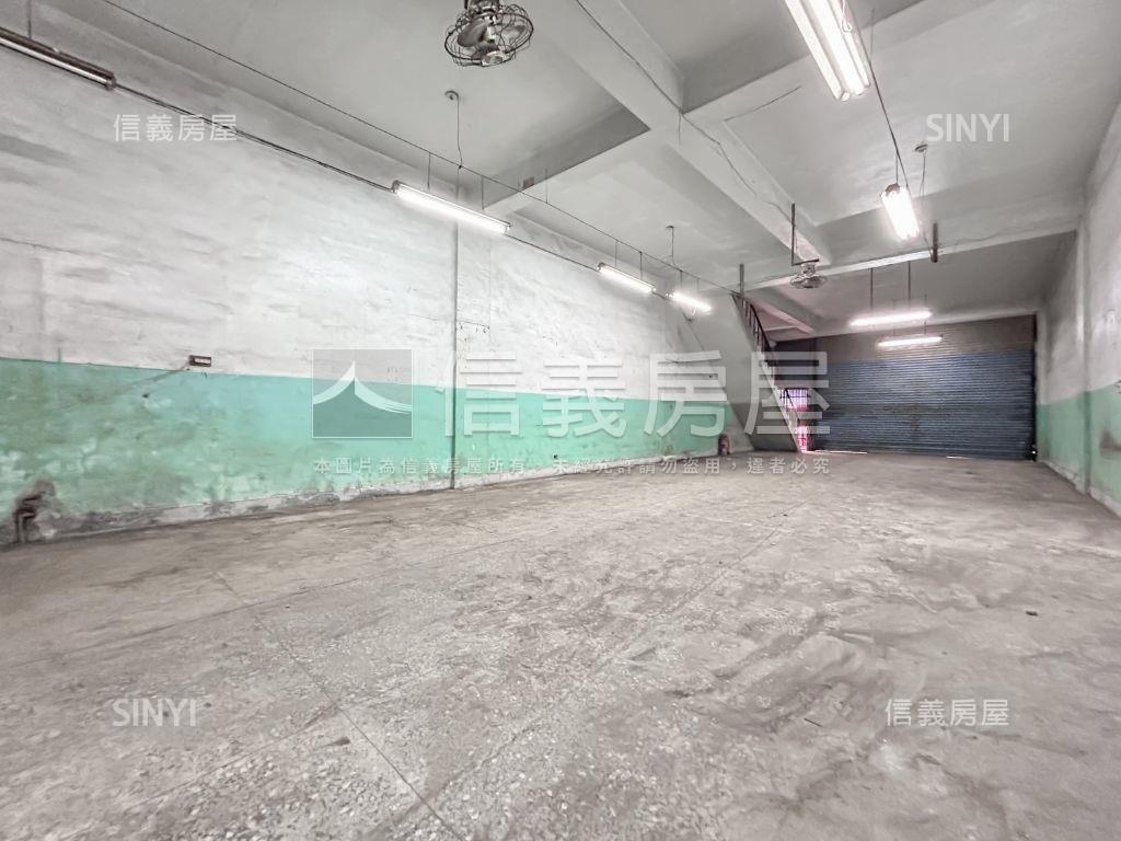 稀有挑高透天面寬廠辦房屋室內格局與周邊環境