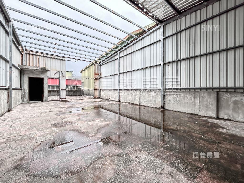 稀有挑高透天面寬廠辦房屋室內格局與周邊環境
