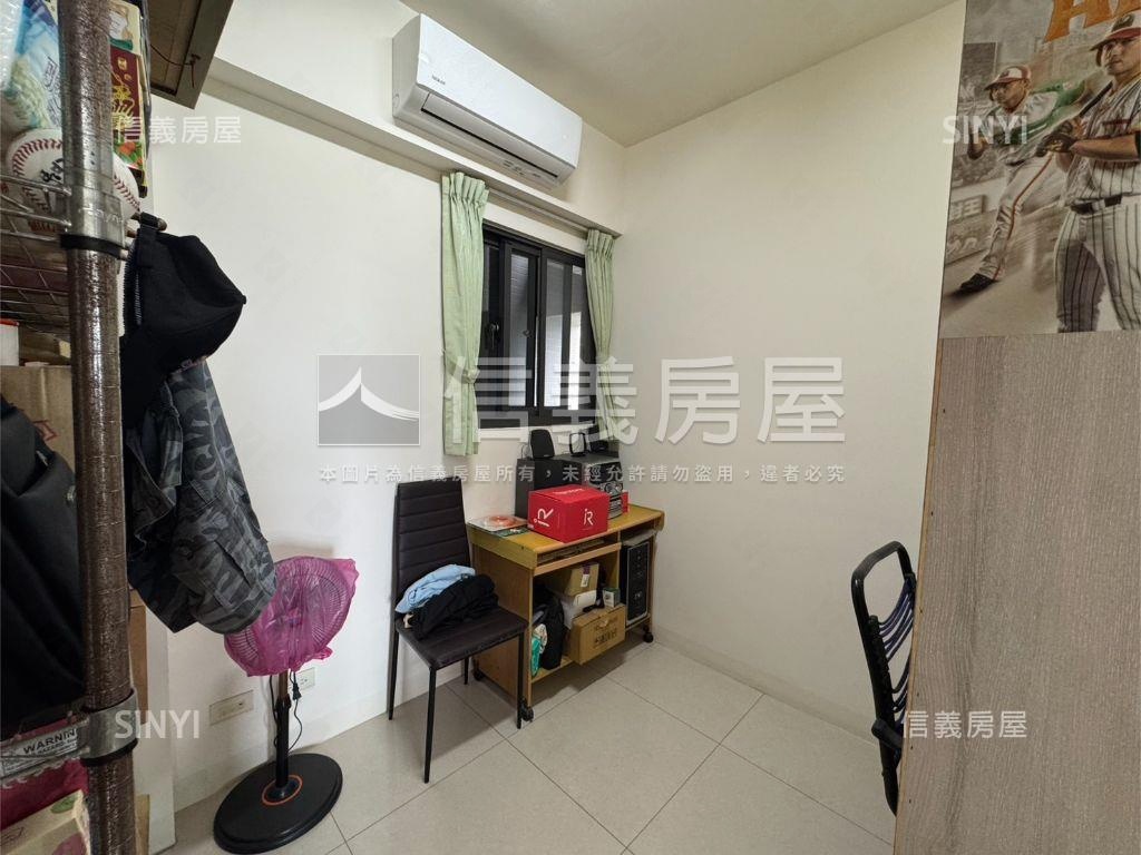 萬年重劃區明亮三房平車房屋室內格局與周邊環境