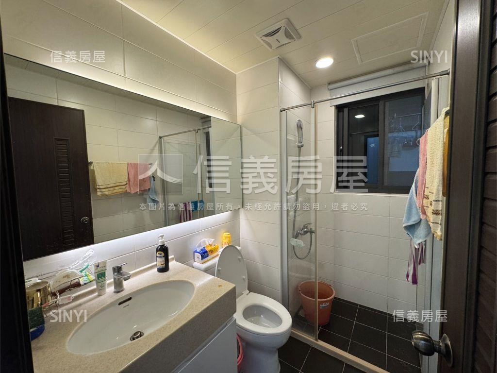 萬年重劃區明亮三房平車房屋室內格局與周邊環境