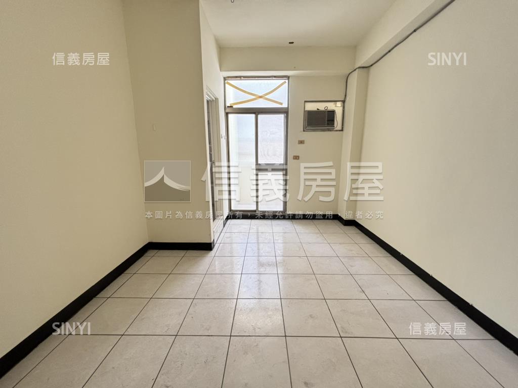 小東路熱鬧金店面房屋室內格局與周邊環境