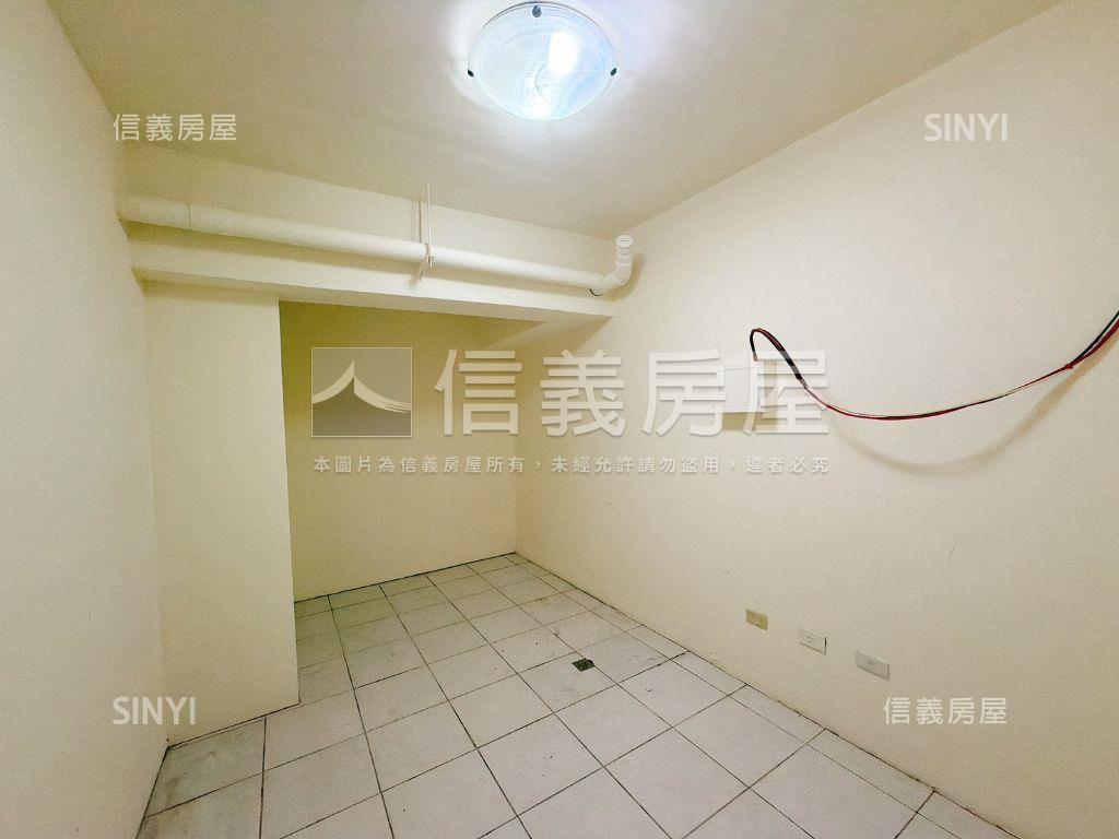 正南平路！三房住店合一讚房屋室內格局與周邊環境