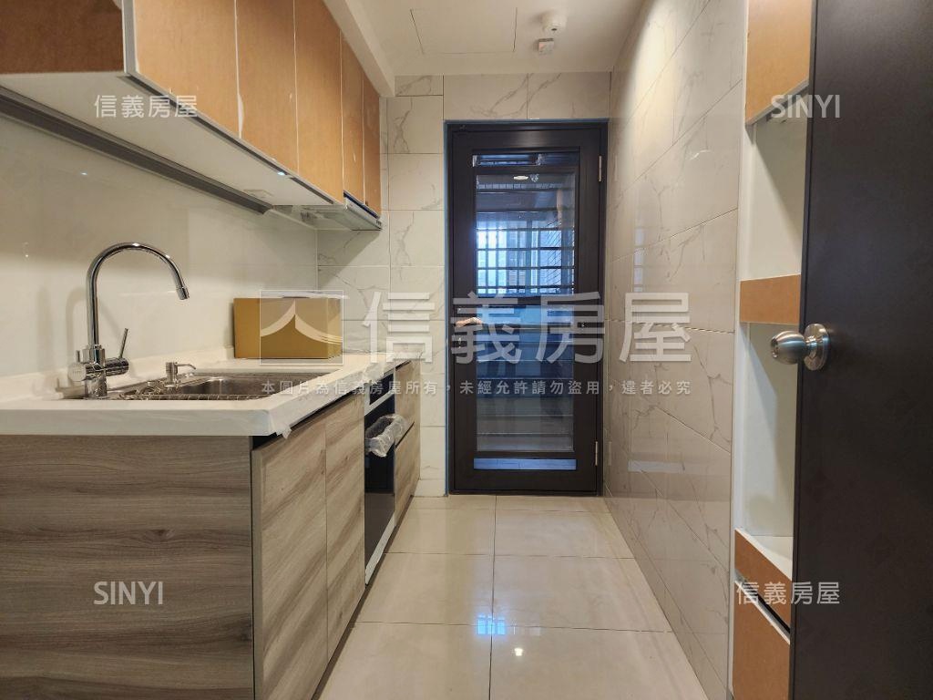 新年快樂皇普莊園三房平車房屋室內格局與周邊環境