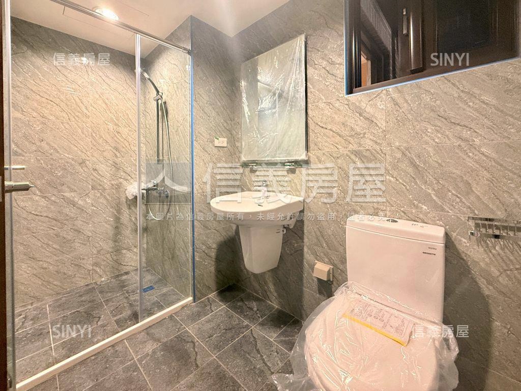 新年快樂皇普莊園三房平車房屋室內格局與周邊環境