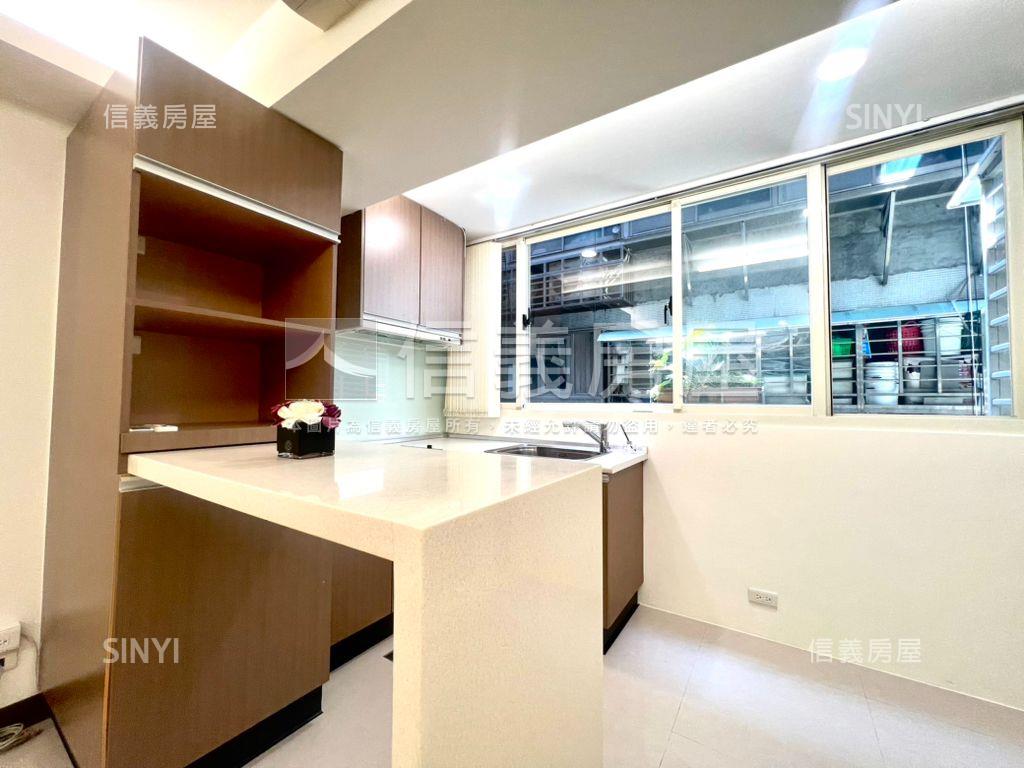 忠孝復興雙捷運電梯美屋房屋室內格局與周邊環境