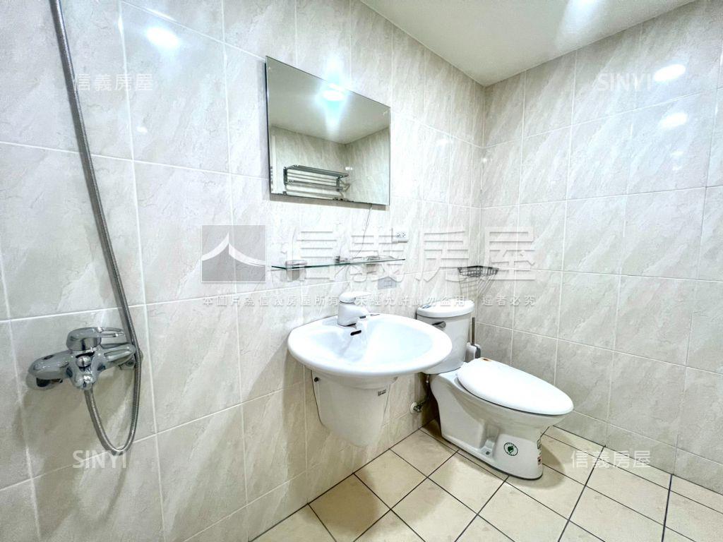 忠孝復興雙捷運電梯美屋房屋室內格局與周邊環境