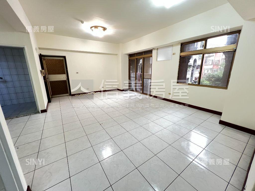 群賢莊獨戶邊間大三房房屋室內格局與周邊環境