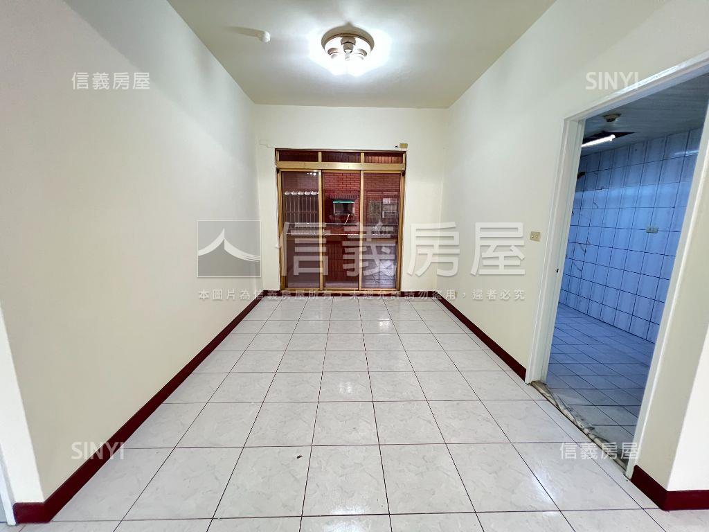 群賢莊獨戶邊間大三房房屋室內格局與周邊環境