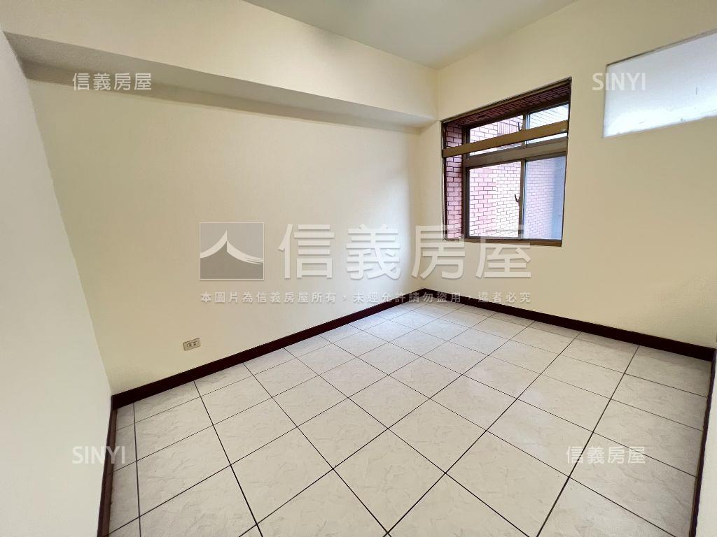 群賢莊獨戶邊間大三房房屋室內格局與周邊環境