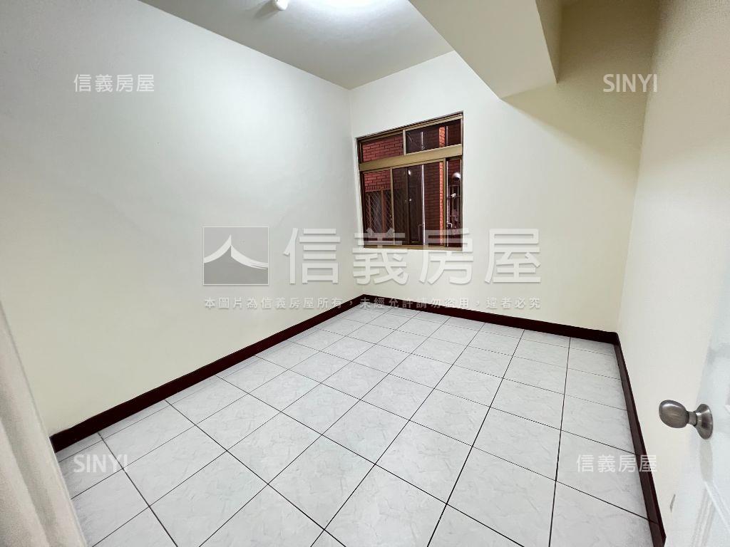 群賢莊獨戶邊間大三房房屋室內格局與周邊環境