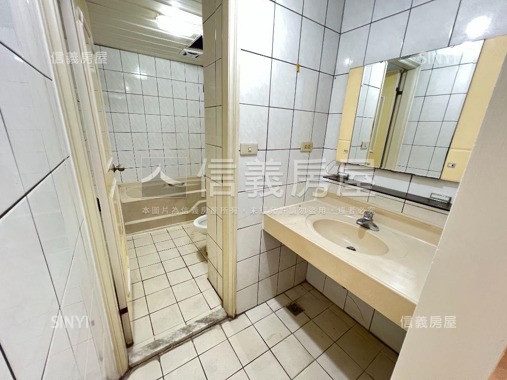 群賢莊獨戶邊間大三房房屋室內格局與周邊環境