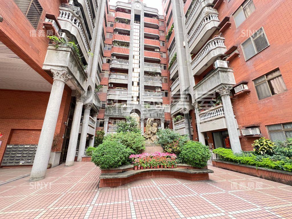 群賢莊獨戶邊間大三房房屋室內格局與周邊環境