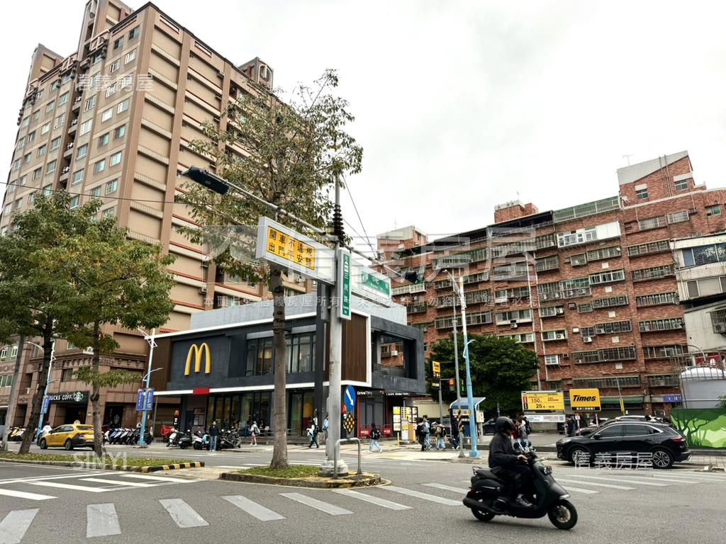 近捷運的公寓四樓房屋室內格局與周邊環境