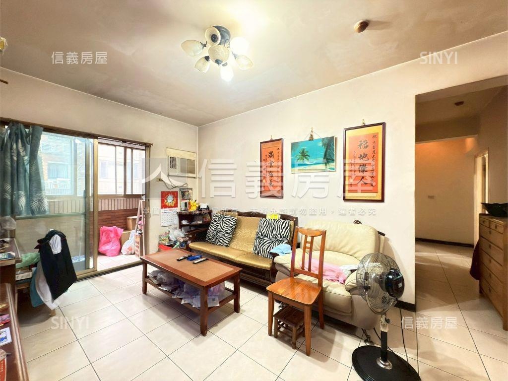 迎新開泰龍冠新莊四房房屋室內格局與周邊環境