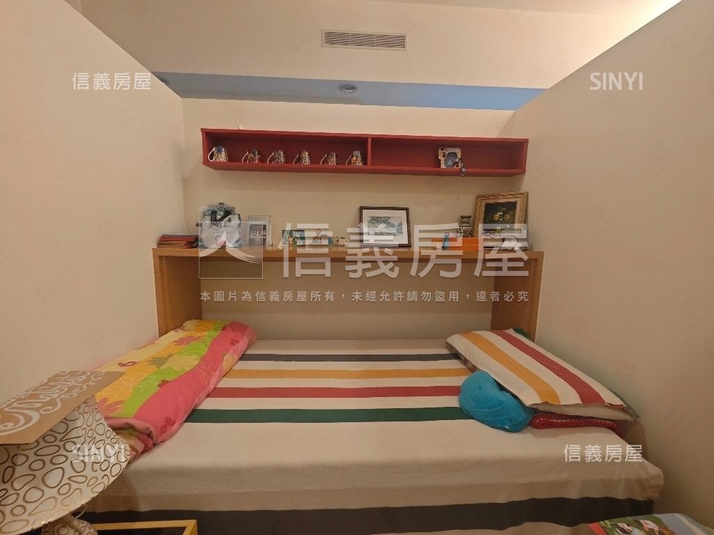 信義計畫區香榭２房房屋室內格局與周邊環境