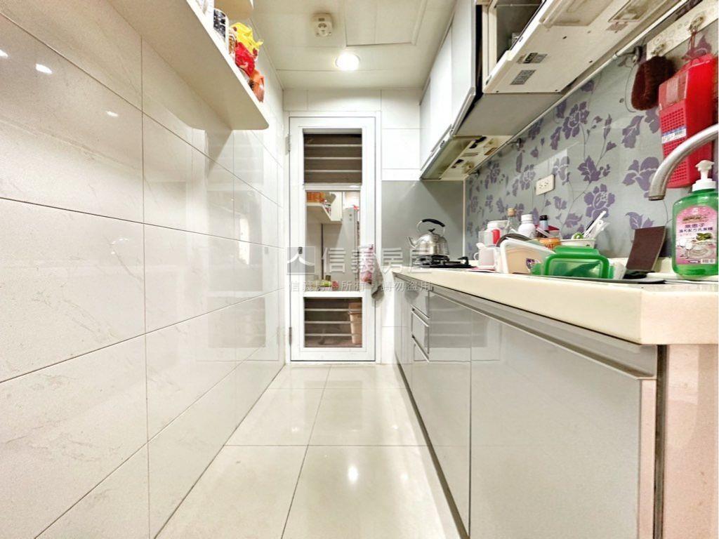 新歐洲景觀２房房屋室內格局與周邊環境