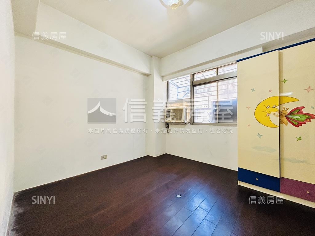 長安低總價｜兩房平面車位房屋室內格局與周邊環境