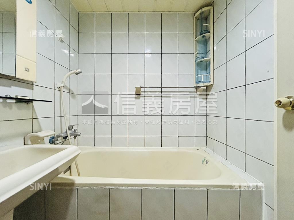 長安低總價｜兩房平面車位房屋室內格局與周邊環境