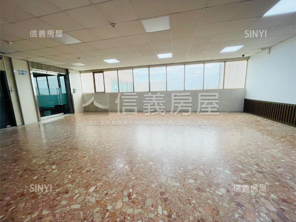 台茂商圈大企業家辦公★２房屋室內格局與周邊環境