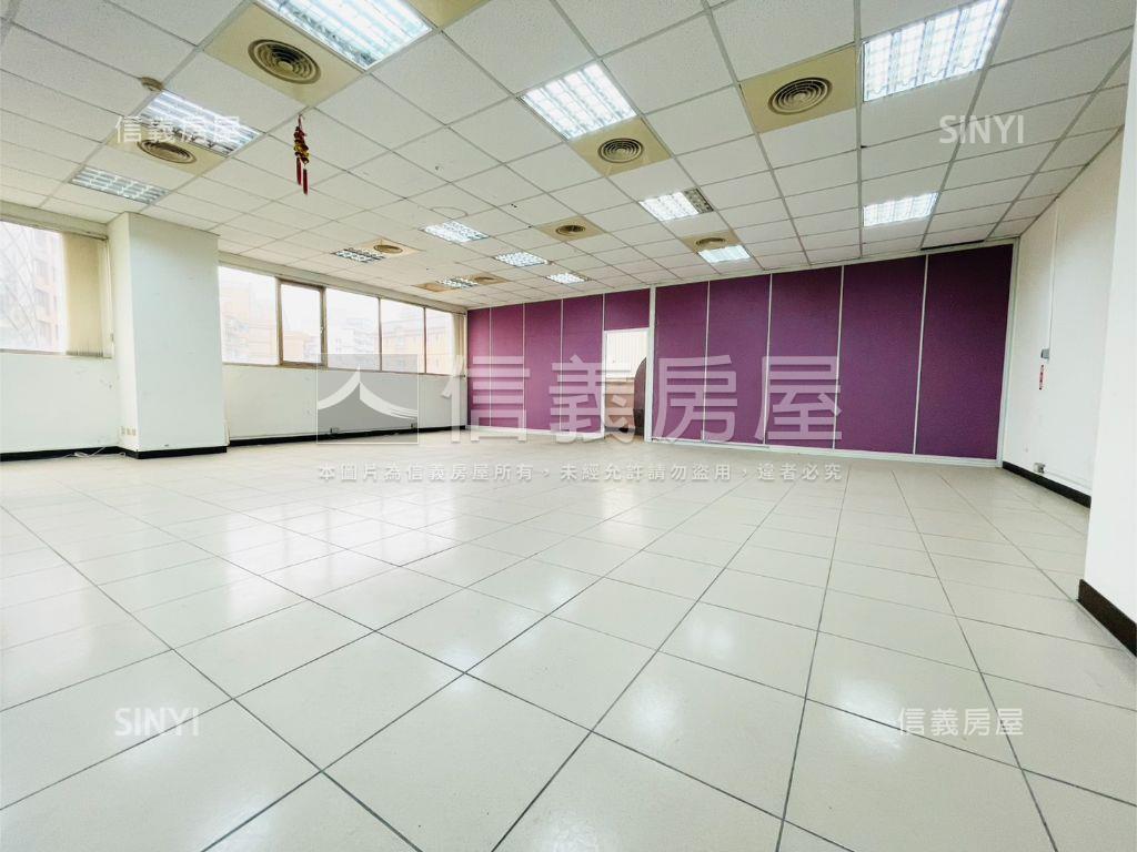 台茂商圈大企業家辦公★２房屋室內格局與周邊環境