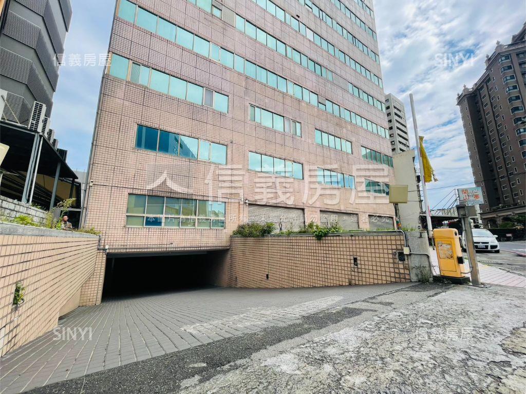 台茂商圈大企業家辦公★２房屋室內格局與周邊環境