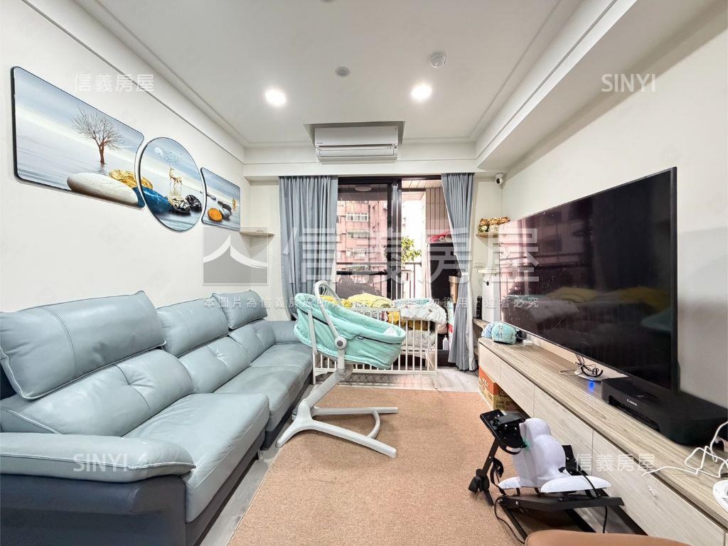 閱美鄰近國中兩房車位房屋室內格局與周邊環境