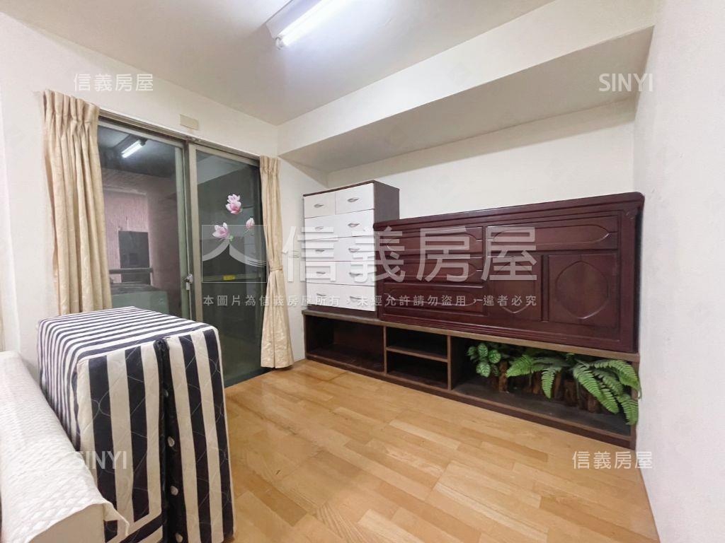 亞灣區低總價˙大兩房居室房屋室內格局與周邊環境