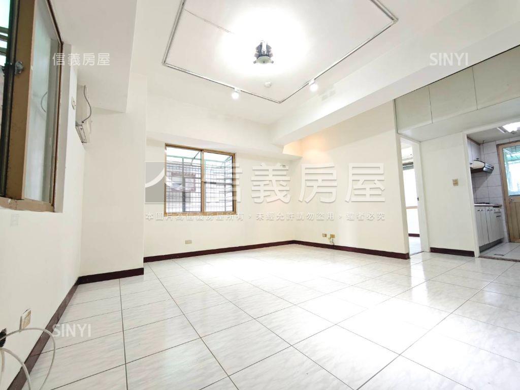 城市公園極簡兩房房屋室內格局與周邊環境