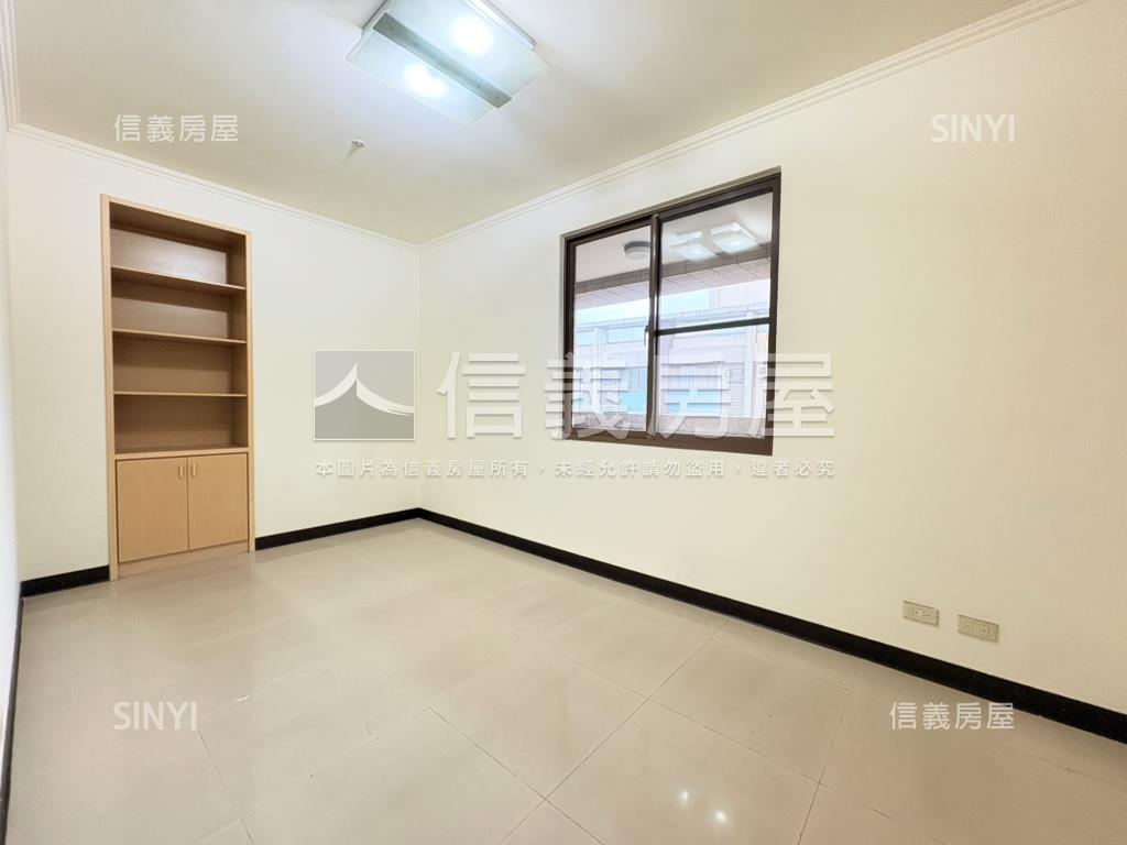 上北大邊間四房採光大車位房屋室內格局與周邊環境