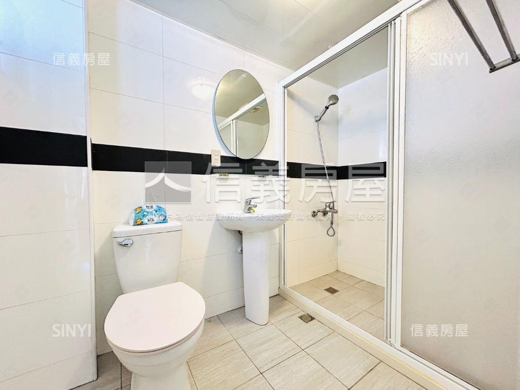 國泰高樓層美三房房屋室內格局與周邊環境