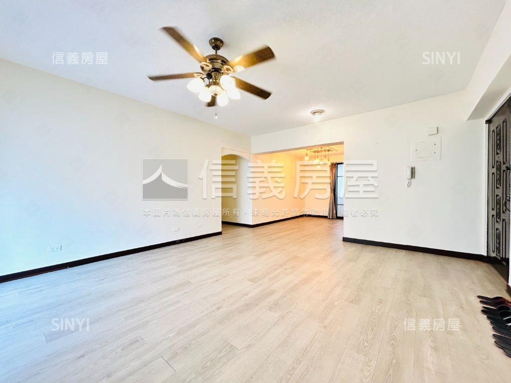 國泰高樓層美三房房屋室內格局與周邊環境