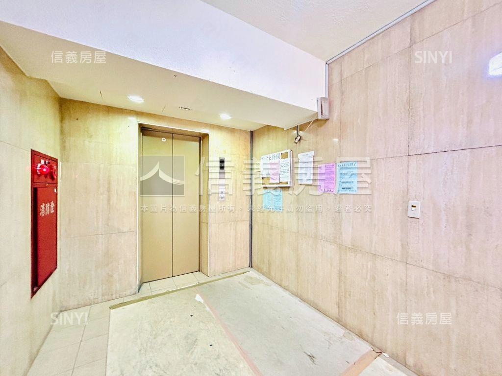 國泰高樓層美三房房屋室內格局與周邊環境