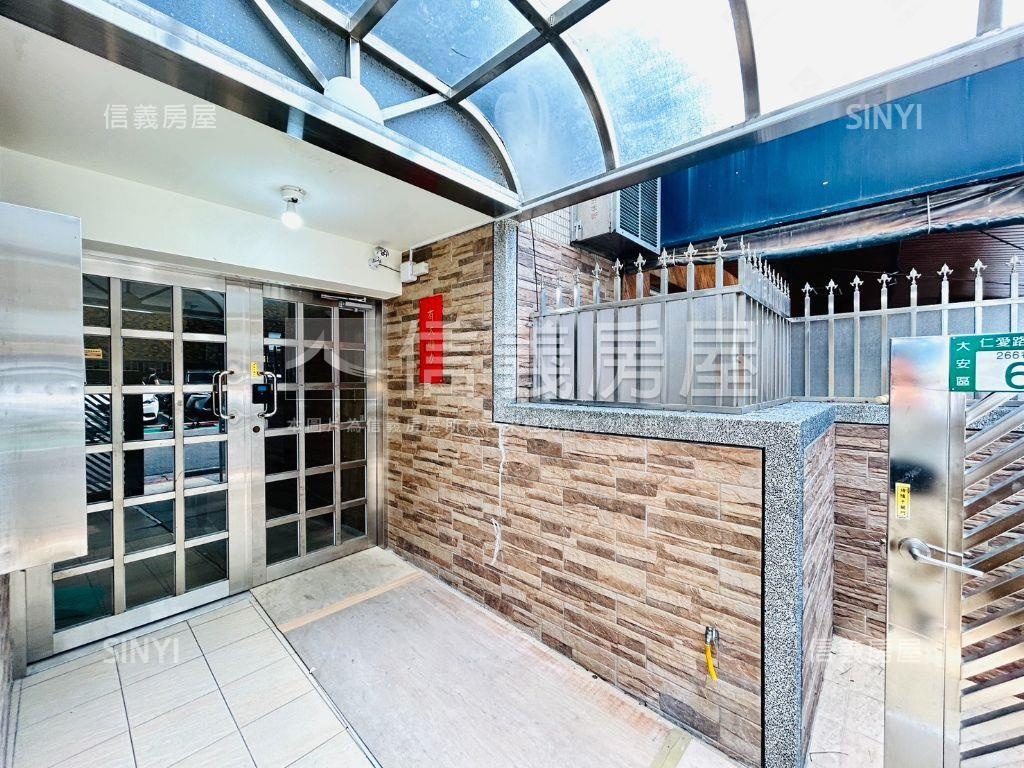 國泰高樓層美三房房屋室內格局與周邊環境