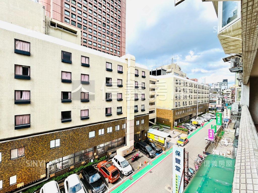國泰高樓層美三房房屋室內格局與周邊環境