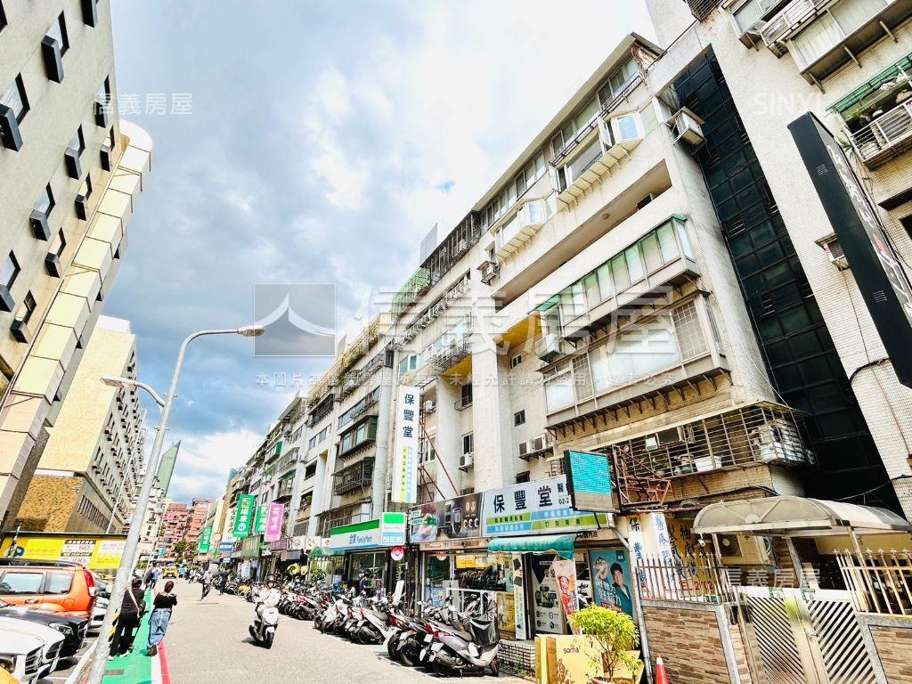 國泰高樓層美三房房屋室內格局與周邊環境