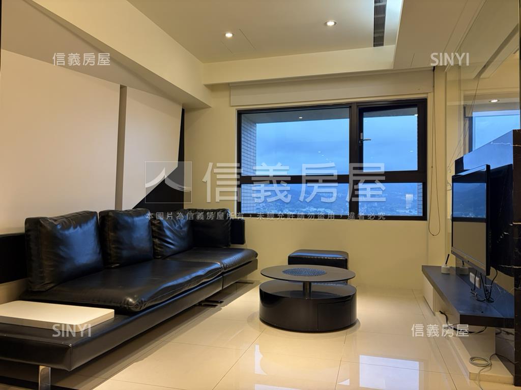 美河市河景美三房房屋室內格局與周邊環境