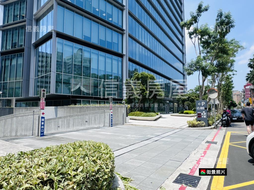 預售南京玉璽金店面１樓房屋室內格局與周邊環境