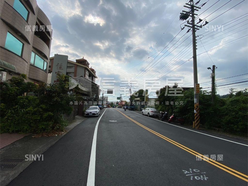長龍路邊間臨路透店Ａ房屋室內格局與周邊環境