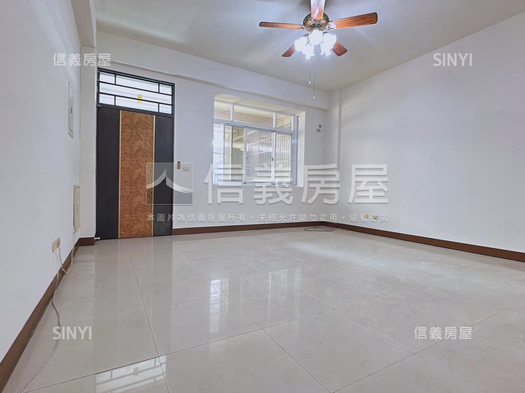 仁武高中◆寬敞綠景亮透天房屋室內格局與周邊環境