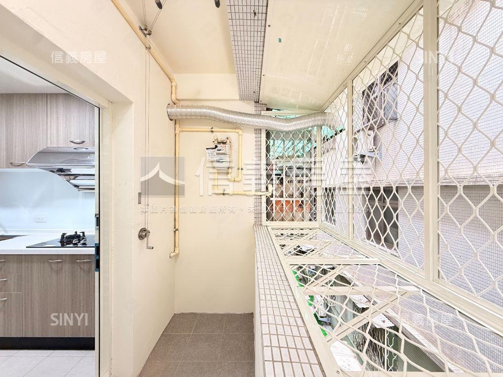 玫瑰漂亮屋況稀有方正二樓房屋室內格局與周邊環境