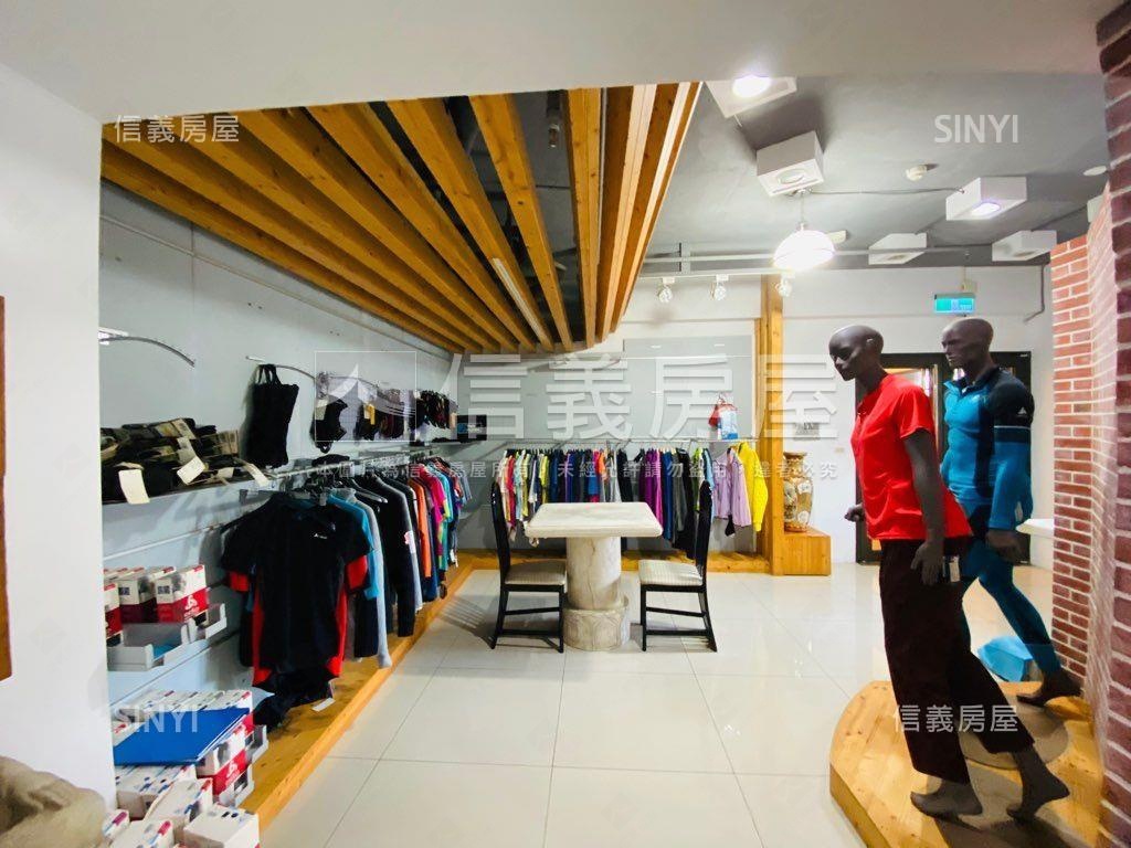 家樂福旁合環御景店辦房屋室內格局與周邊環境